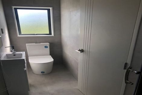 Photo of property in 106 Top Road, Dairy Flat, 0792
