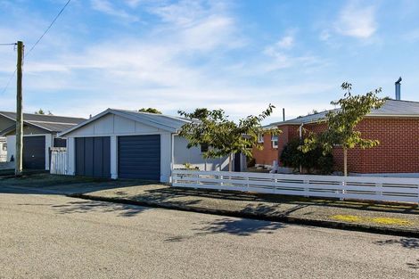 Photo of property in 8 Hughes Street, Waimate, 7924