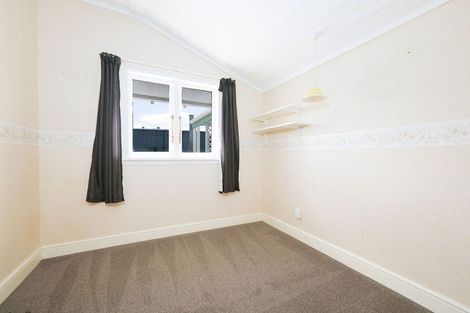 Photo of property in 45 George Street, Hikurangi, 0114
