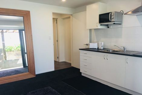 Photo of property in 15 Trinidad Crescent, Grenada Village, Wellington, 6037