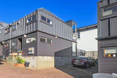 Photo of property in 70d Majoribanks Street, Mount Victoria, Wellington, 6011