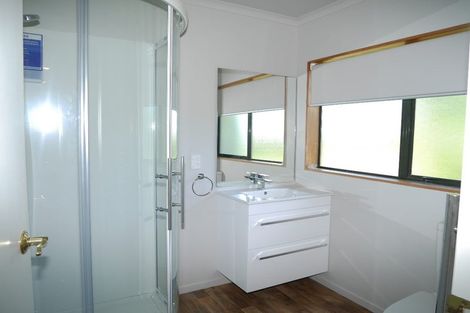 Photo of property in 77 Michael Road, Paraparaumu Beach, Paraparaumu, 5032