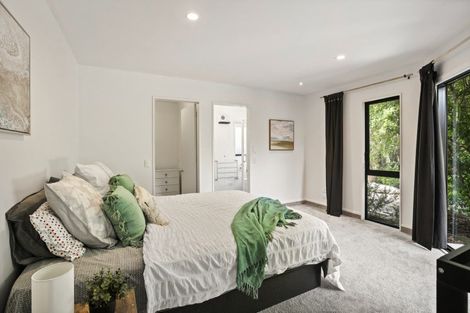 Photo of property in 56 Kapanui Road, Waikanae, 5036