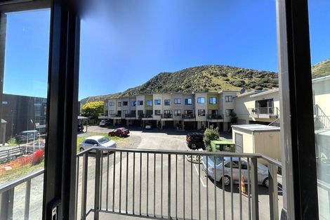 Photo of property in Te Kakariki Apartments, 1/1 Wellington Road, Paekakariki, 5034