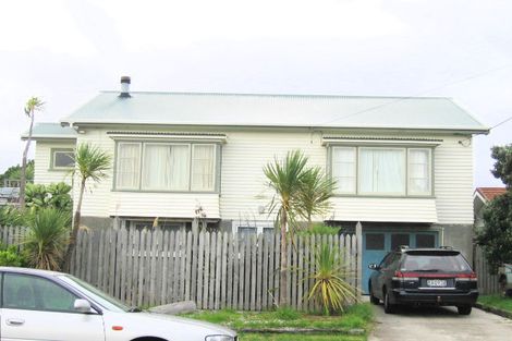 Photo of property in 108 Manly Street, Paraparaumu Beach, Paraparaumu, 5032