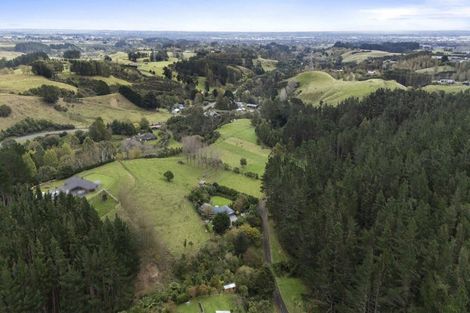 Photo of property in 39 County Heights Drive, Aokautere, Palmerston North, 4471