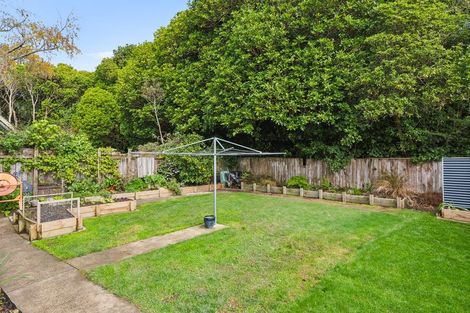 Photo of property in 20 Leybourne Avenue, Waikanae, 5036