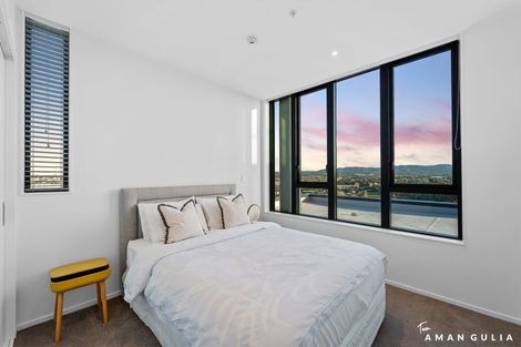 Photo of property in 1 Buscomb Avenue, Henderson, Auckland, 0610