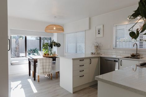 Photo of property in 41a Charles Street, Westshore, Napier, 4110