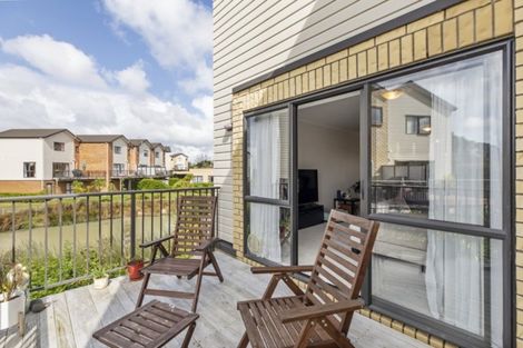 Photo of property in St Claire Village, 80/172 Mcleod Road, Te Atatu South, Auckland, 0610