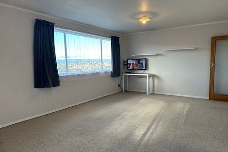 Photo of property in 1 Clementine Way, Crofton Downs, Wellington, 6035