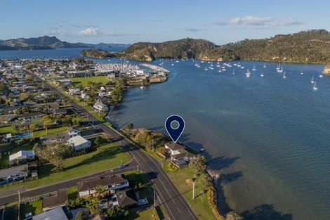 Photo of property in 96 Albert Street, Whitianga, 3510