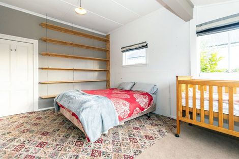 Photo of property in 71 Mckenzie Street, Geraldine, 7930