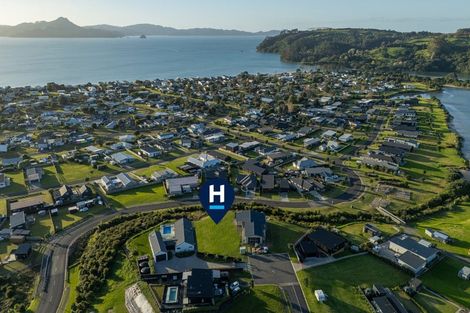 Photo of property in 7 Joyce Harsant Place, Cooks Beach, 3591