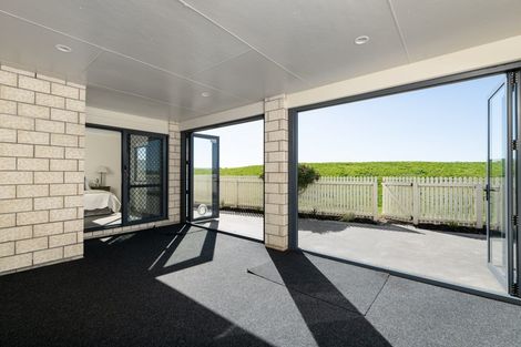 Photo of property in 16 Kapuka Street, Papamoa Beach, Papamoa, 3118