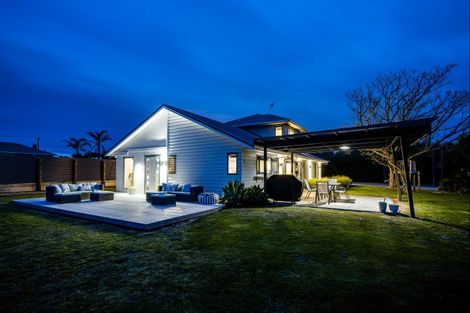 Photo of property in 8 Scarrott Road, Bay View, Napier, 4104