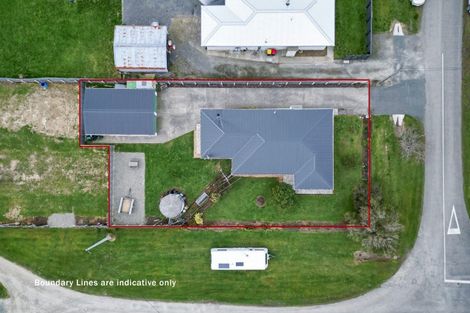 Photo of property in 1 Ballantrae Street, Wallacetown, 9816