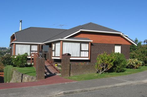 Photo of property in 15 Maywood Grove, Churton Park, Wellington, 6037