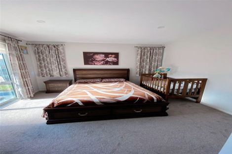 Photo of property in 14 Parton Road, Pukekohe, 2120