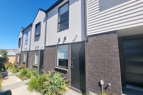 Photo of property in 9/3234 Great North Road, New Lynn, Auckland, 0600