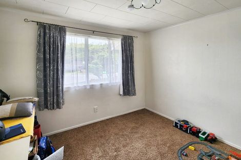 Photo of property in 214 Major Drive, Kelson, Lower Hutt, 5010