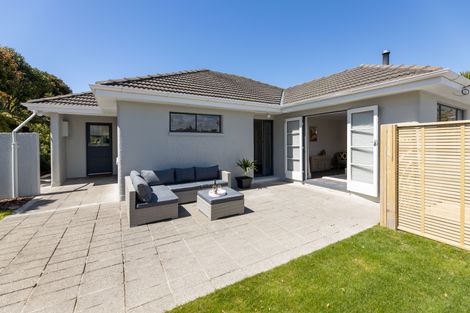 Photo of property in 44 Cutts Road, Russley, Christchurch, 8042