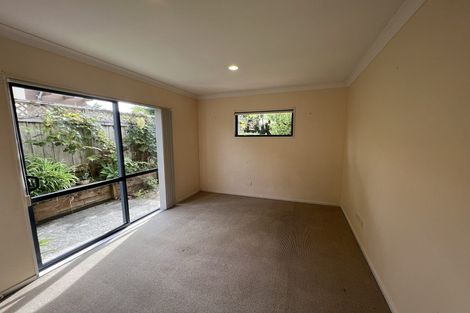 Photo of property in 12 Lone Tree Avenue, Te Atatu Peninsula, Auckland, 0610