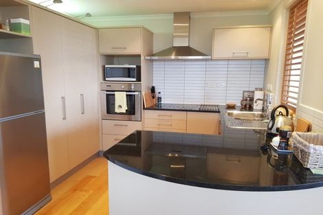 Photo of property in 4-u18 Seaview Road, Paraparaumu Beach, Paraparaumu, 5032