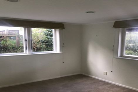Photo of property in 53 London Road, Korokoro, Lower Hutt, 5012