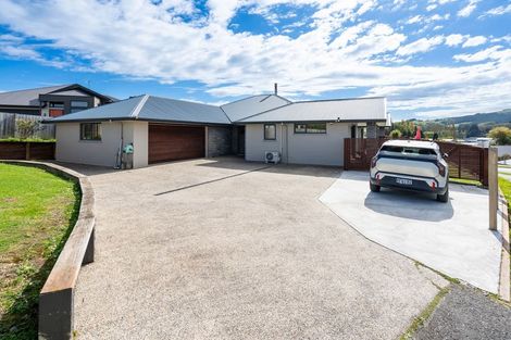 Photo of property in 6 Grandvista Drive, Green Island, Dunedin, 9018
