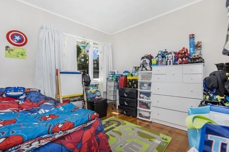 Photo of property in 88 Kervil Avenue, Te Atatu Peninsula, Auckland, 0610