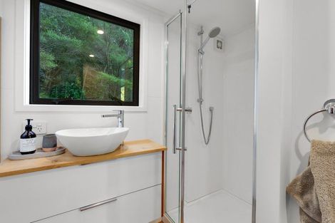 Photo of property in 91 Weranui Road, Waiwera, Orewa, 0994