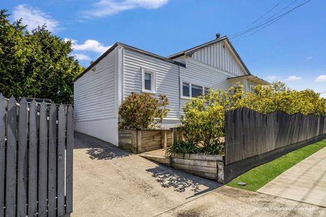 Photo of property in 2c Saint Leonard Street, Saint Johns Hill, Whanganui, 4501