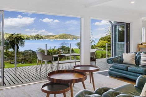 Photo of property in 15 Martin Road, Matakana, Warkworth, 0985