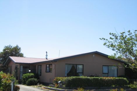 Photo of property in 47 Bickerton Street, Wainoni, Christchurch, 8061