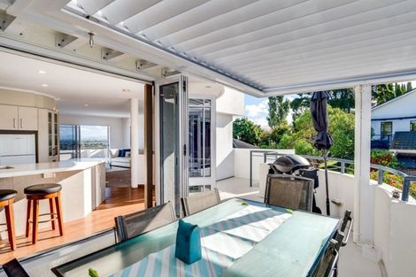 Photo of property in 29 Enfield Road, Hospital Hill, Napier, 4110