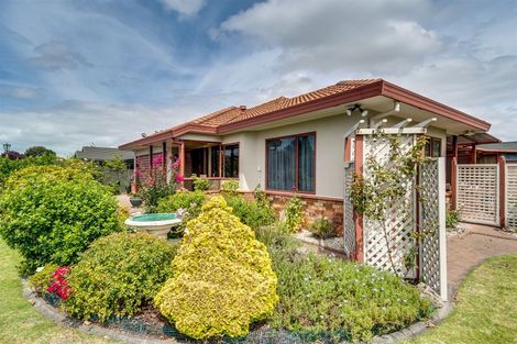 Photo of property in 28 Balmoral Street, Taradale, Napier, 4112