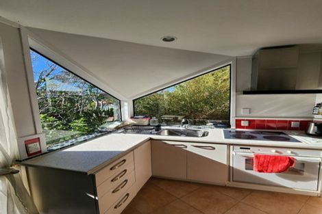 Photo of property in 14/18 Parr Terrace, Castor Bay, Auckland, 0620