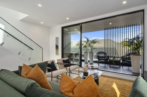 Photo of property in 4/45 Anzac Street, Takapuna, Auckland, 0622