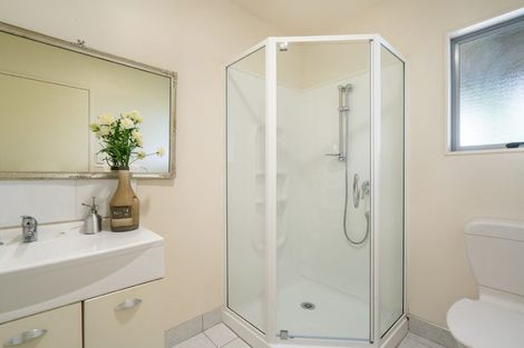 Photo of property in 1/22 Valley Road, Browns Bay, Auckland, 0630