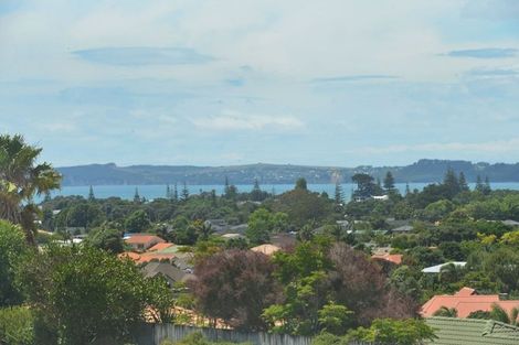 Photo of property in 3 Karauria Lane, Orewa, 0931