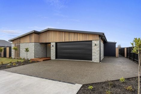 Photo of property in 33 Lusk Street, Rangiora, 7400