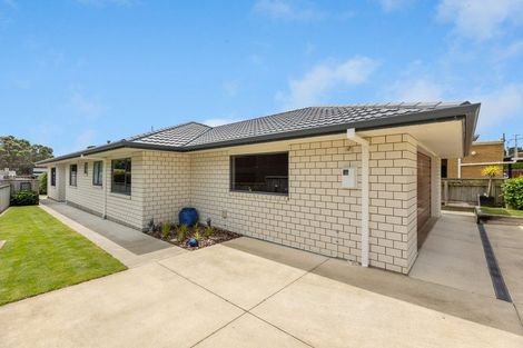 Photo of property in 14 Annandale Street, Lynmouth, New Plymouth, 4310