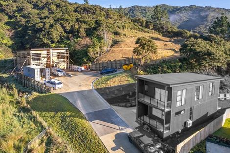 Photo of property in 9 Hastings Grove, Wainuiomata, Lower Hutt, 5014