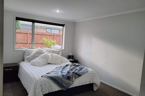 Photo of property in 28 Helenslee Road, Pokeno, 2402