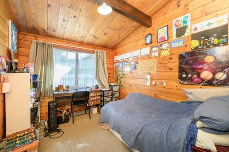 Photo of property in 9 Alma Place, Milson, Palmerston North, 4414