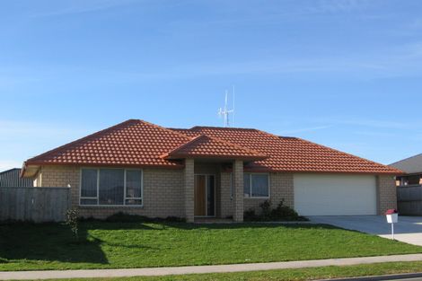 Photo of property in 3 Cumbria Way, Hamilton East, Hamilton, 3216