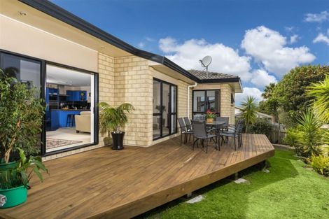 Photo of property in 7 San Vito Place, Henderson, Auckland, 0612
