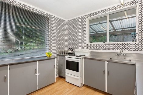 Photo of property in 11 Lowry Crescent, Stokes Valley, Lower Hutt, 5019