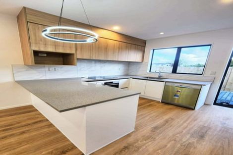 Photo of property in 3/14 Clendon Place, Manurewa, Auckland, 2102